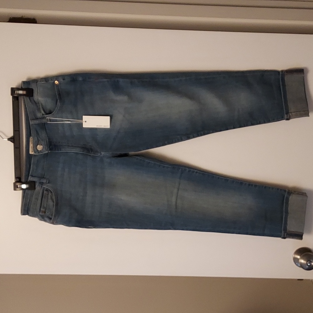 NWT Warp and Weft JFK NYC Capris Size 12/31